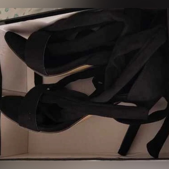 Tie design stiletto suede strappy sandals - Picture 5 of 5